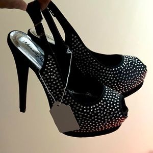 Cute and classy diamond studded heels